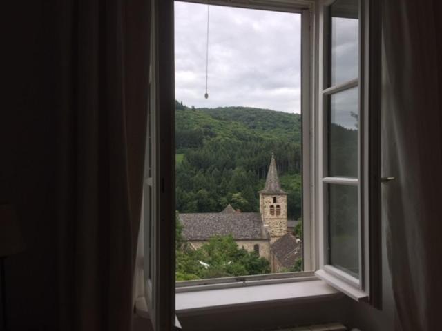 Le Couvent Bed and Breakfast Saint-Just-sur-Viaur Eksteriør billede